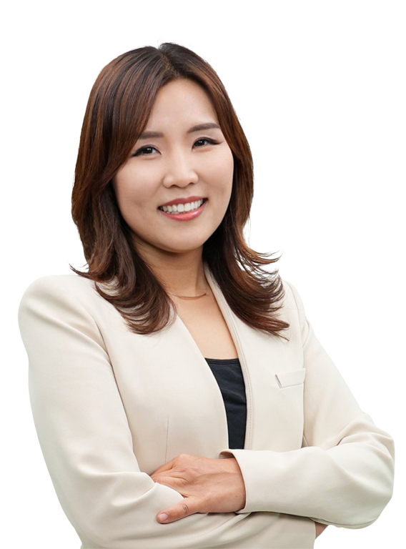 A portrait of Julie Kim